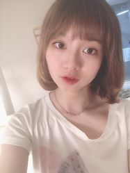 -苑苑发型设计