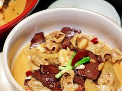 -江间有味·拼烧·鱼鲜·粤式靓汤(汉口江滩店)