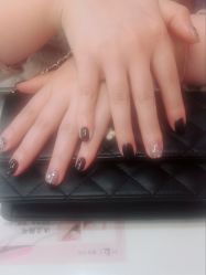 -蜜丝卡伦美甲美睫半永久