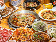 -大众跷脚牛肉馆·非遗传承单位(峨眉山店)