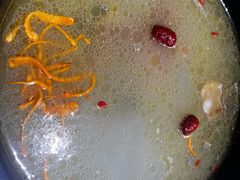 -野菌皇海景野生菌火锅(滨海大道店)