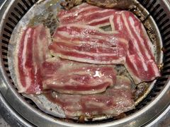 -金滏山·烤肉海鲜火锅自助(襄阳万达店)