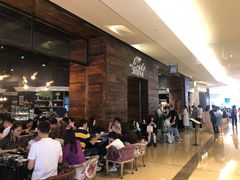 等位区-Let's Taipei 非常烘焙(太古里店)