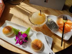 -莲生母婴月子中心(清水河公园店)
