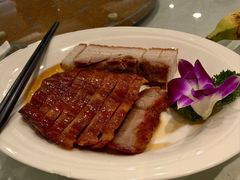 叉烧拼烧肉-港澳德兴火锅海鲜酒家(殷皇子店)