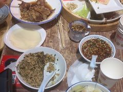 -怪噜范·老贵阳街头名小吃(鸿通城店)