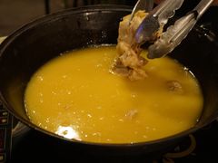 -鲜入围煮花胶鸡海鲜火锅