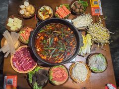 -黔有有贵州酸汤夺夺粉火锅(五味十字店)