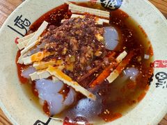 凉粉-帅府街兔头(大同古城店)