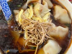 红汤辣馄饨-笑来喜馄饨小笼工坊店(湖滨街店)