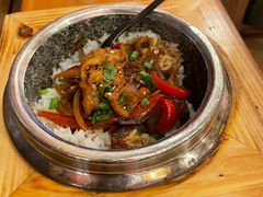 石锅肥牛饭-明洞阿姨·韩式酱蟹烤肉·创意料理(三元桥店)