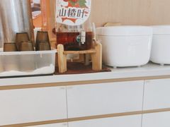 -红渡小香·牛肉麻辣香锅(车站南路店)
