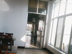 -美顺香食府鱼头老店(雪野湖店)