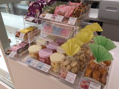 零售区-好利来(北新桥店)