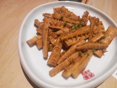 -弄堂小笼包(西青中北永旺购物中心店)