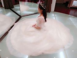 -VV新娘婚纱礼服体验馆