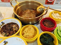 -卤小弄热卤转转小火锅