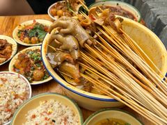 -拈签一笑黄牛肉辣卤串串