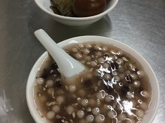-芳婆糕团店(王府大街店)