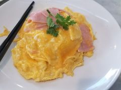 -邢泰记