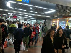 -公园前(地铁站)