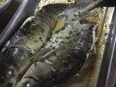 特色青竹烧鸡-堤边美食