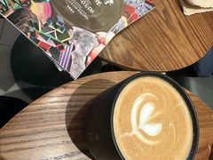 -星巴克臻选(莘庄仲盛店)