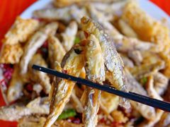 -丹水桥地锅鱼·翘嘴鲌·地方特色全鱼宴(丹江口大坝店)