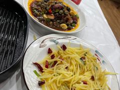-老鄞江清水龙虾•赵赵家(江北店)