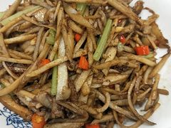 -黄泥岗·地道湖北菜(奥特莱斯店)