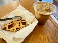 蜂巢croffle-LilBee Coffee
