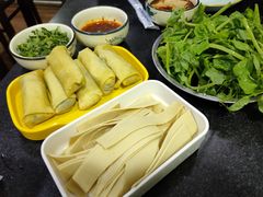 荠菜百叶包-新梅居(宁海东路店)