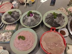 -巴倒烫陆派火锅山庄(南山总店)