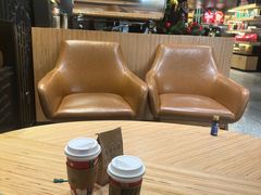 -星巴克臻选(国贸商城首店)