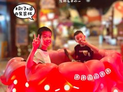 -蓝精灵乐园·世茂精灵之城主题乐园