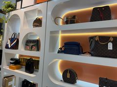 -臻新二手奢侈品回收鉴定(塘桥店)