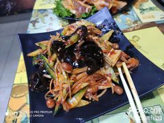 -牛牛牛酸菜煎肉店(望云寺路店)