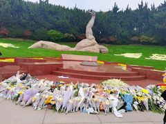 -上海市龙华烈士陵园