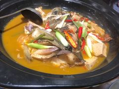 农夫山泉炖的鱼头（红烧）-7017浙菜•建德味(中财店)