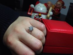 -威德钻石-克拉钻大本营(南京东路店)