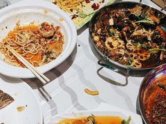 -肥肥虾庄·金牌油焖大虾(首义路店)