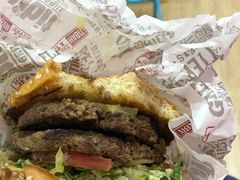 -The Habit Burger Grill 哈比特汉堡(爱琴海店)