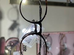 -博士眼镜(青岛城阳万象汇店)