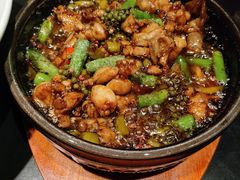 钱塘石锅蛙-老头儿油爆虾·1987杭州烟火味(湖滨银泰in77D区店)