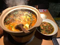 柴火稻草鱼-吃饭皇帝大土家民族菜(正大广场店)