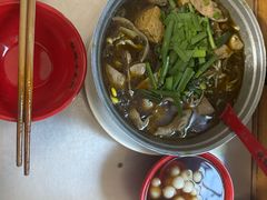 -铁锅哥米线