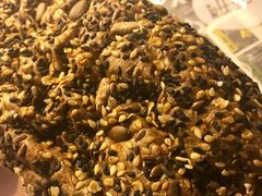 高纤坚果乳酪-研麦家面包(亚泰华府店)
