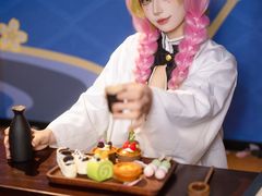 -米游妙妙屋cosplay换装自拍摄影体验馆
