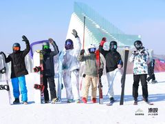 -富龙滑雪场