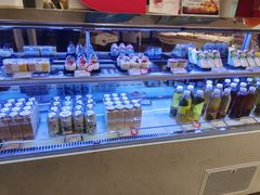 面包甜点陈列柜-小嘟来烘焙店